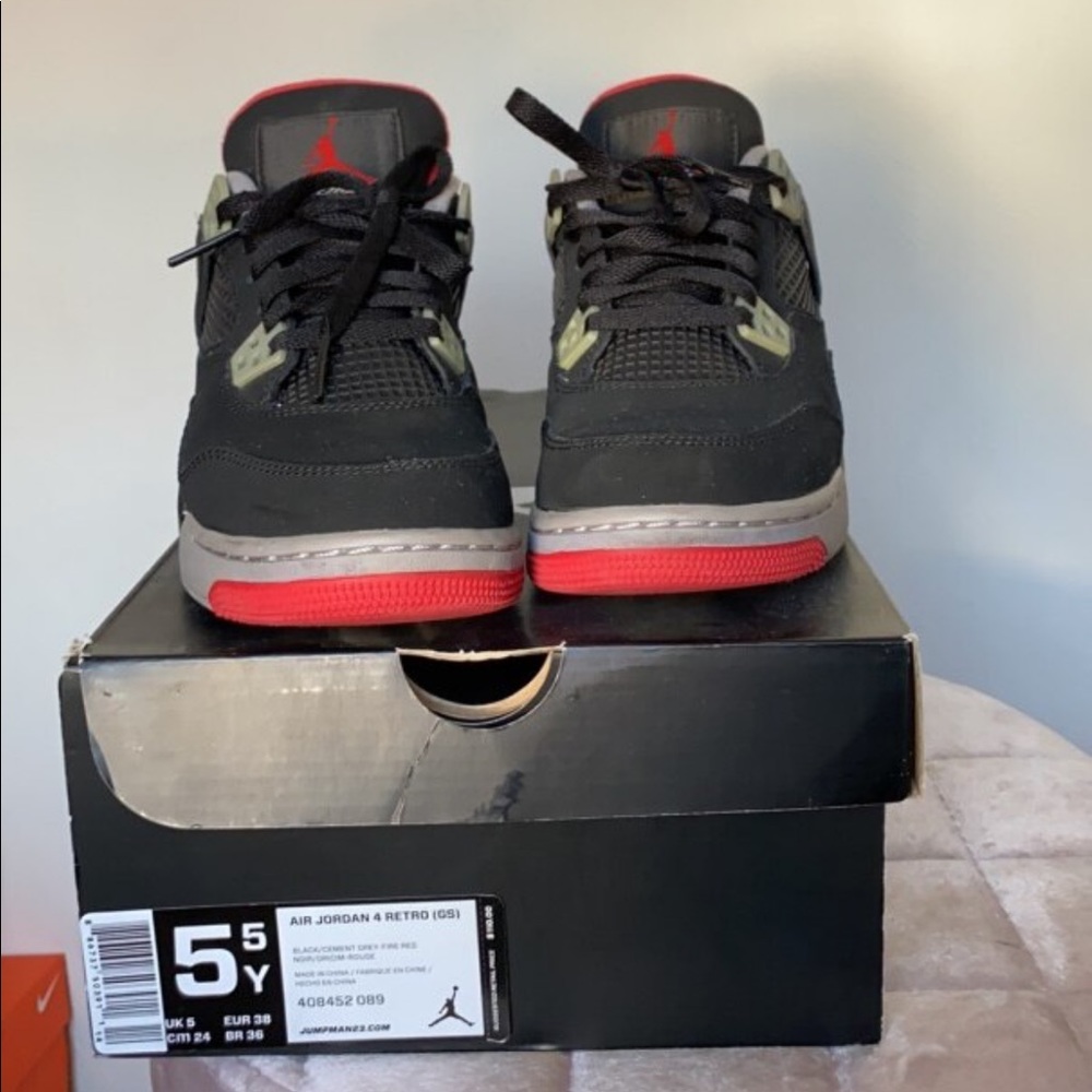 Air Jordan 4 Retro